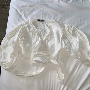 NWOT SHEIN LANTERN CROPPED WHITE TIE FRONT